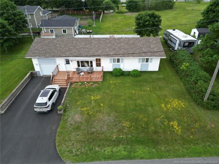 Property Photo:  16 Des Patriotes  NB E1W 1B6 