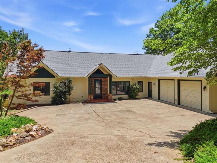 Property Photo: 714 Clearview Drive GA 30175