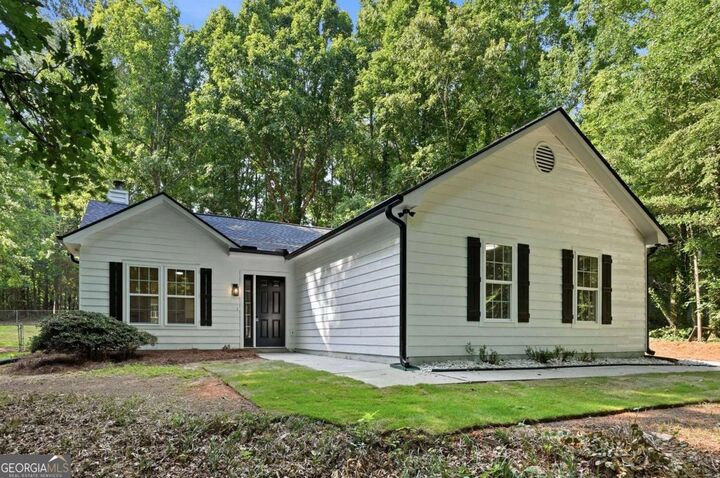 Property Photo: 1994 Atha Woods Drive GA 30655