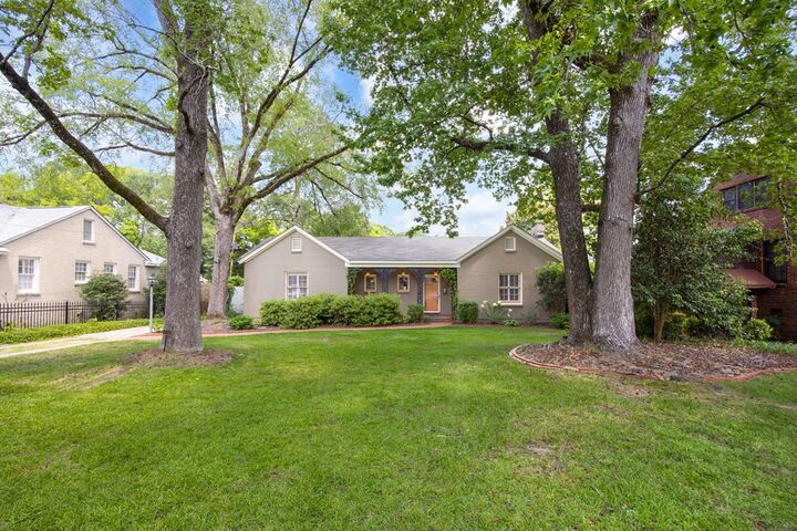 Property Photo:  1530 Hilton Avenue  GA 31906 
