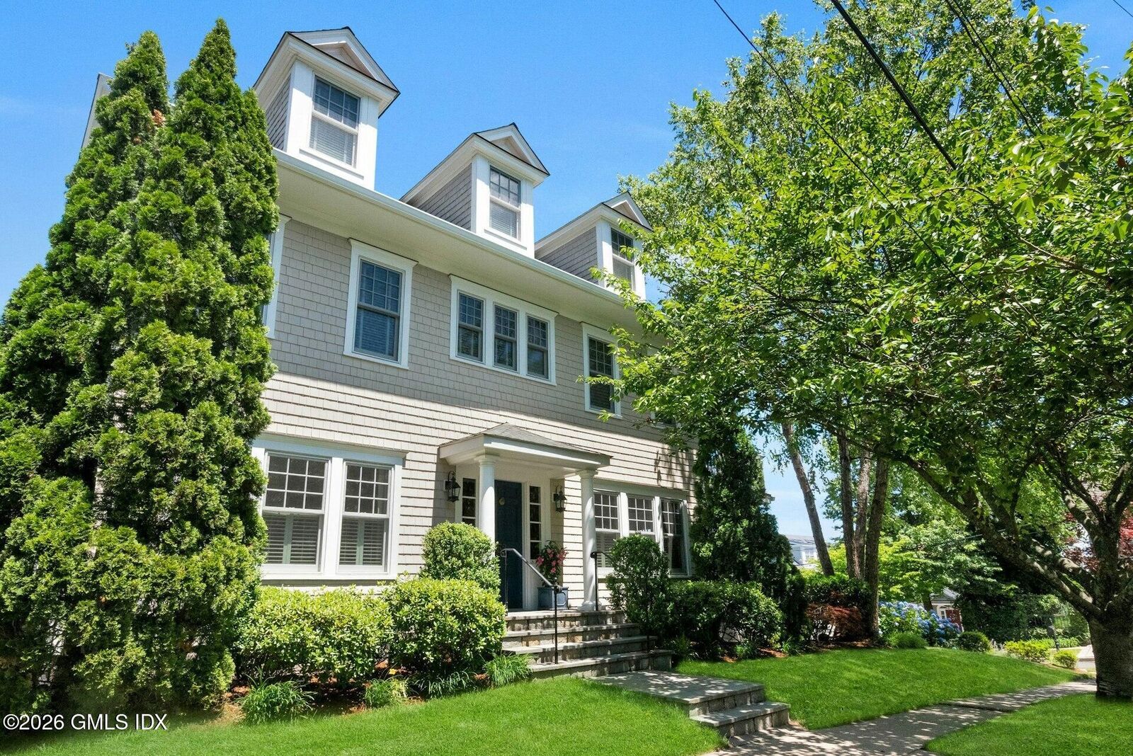 Property Photo:  52 Chesterfield Road  CT 06902 