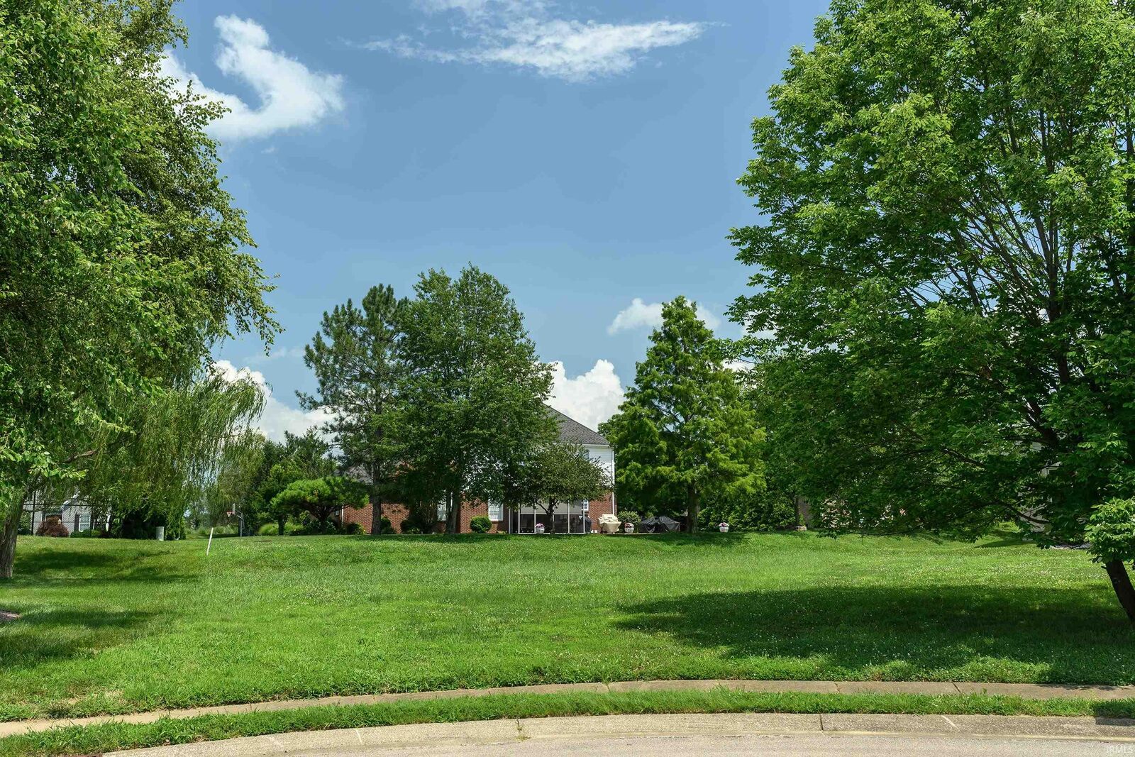 Property Photo: 2200 Pebble Beach Drive IN 47630