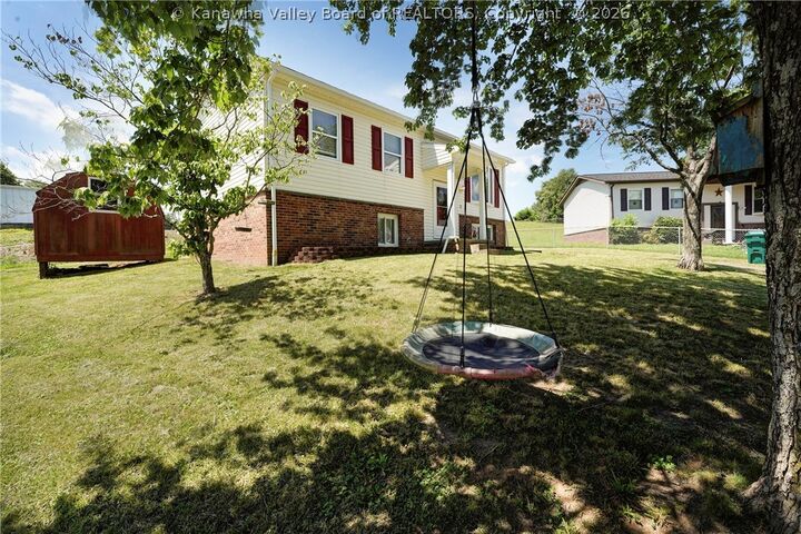 Property Photo:  5216 Brackenrich Drive  WV 25313 