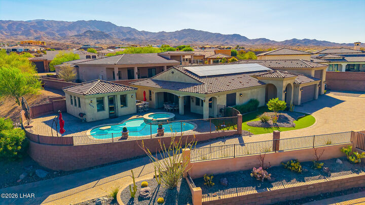 Property Photo:  2000 Avienda Del Sol  AZ 86406 