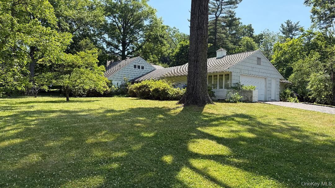 Property Photo: 21 Old Farm Road NY 11020