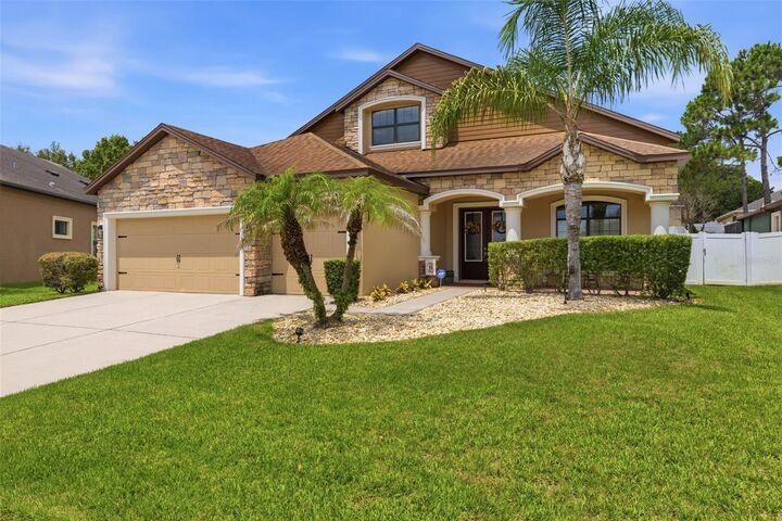 Property Photo: 2723 Colewood Lane FL 33527
