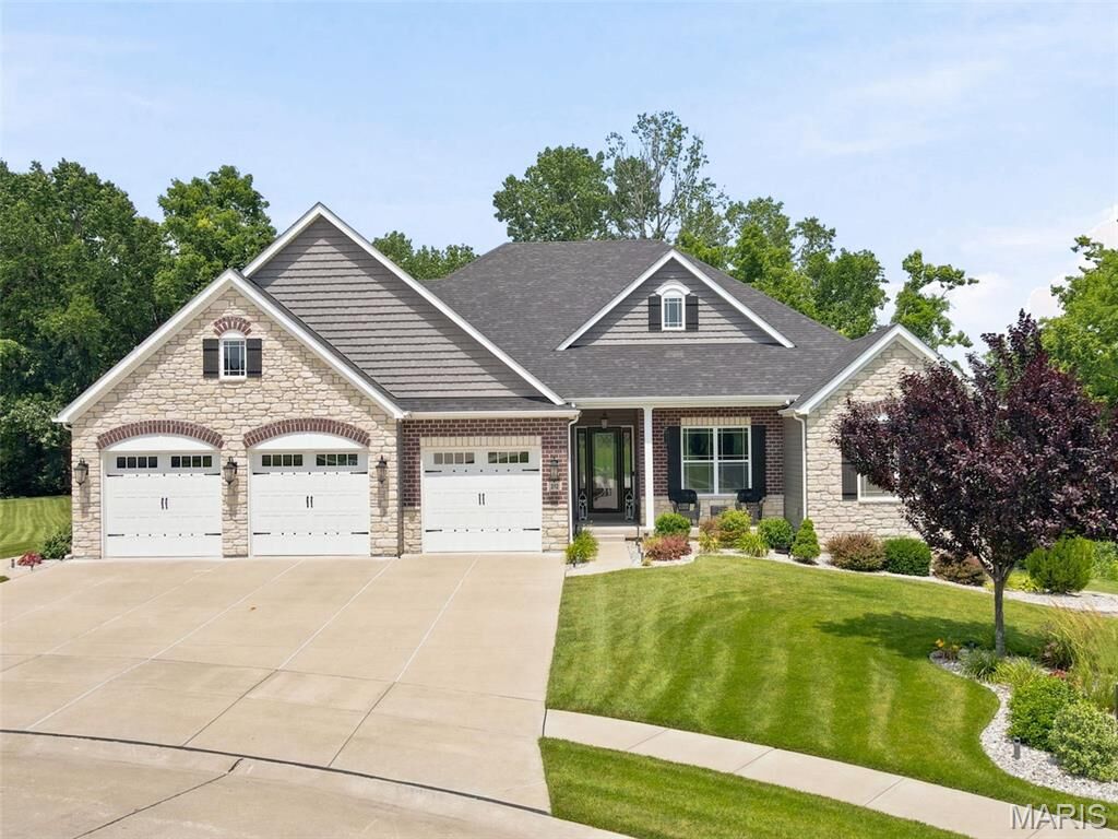 Property Photo:  312 Deep Ravine Court  MO 63301 