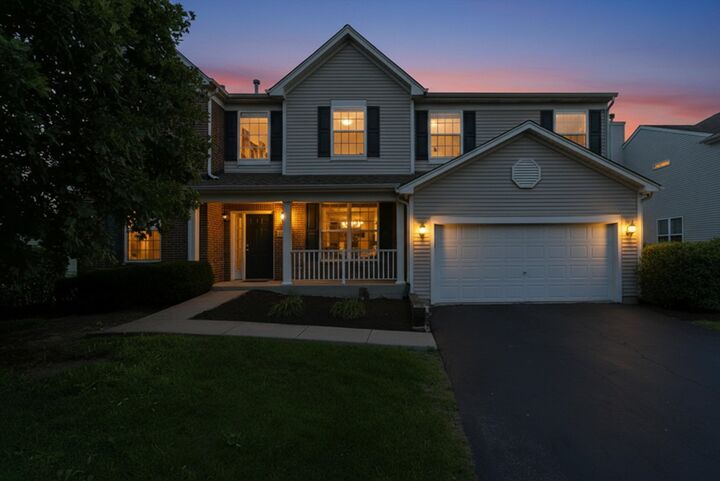 Property Photo: 321 Claridge Circle IL 60440