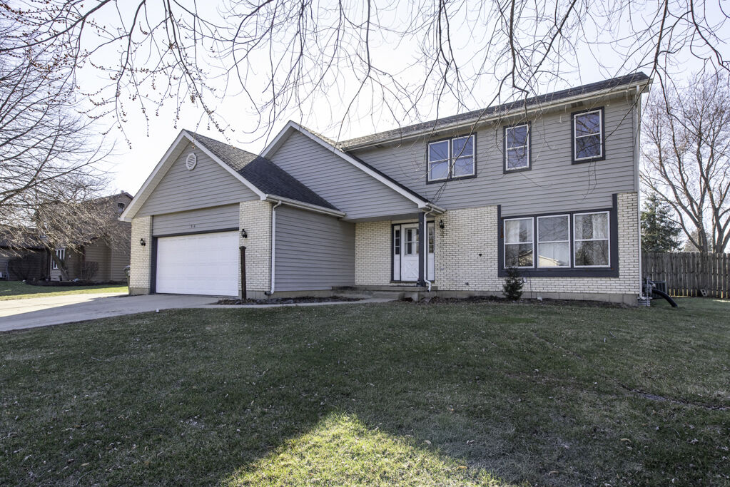 Property Photo:  514 Judith Court  IL 60096 