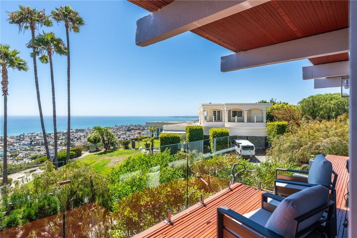 Property Photo:  1201 Via La Jolla  CA 92672 