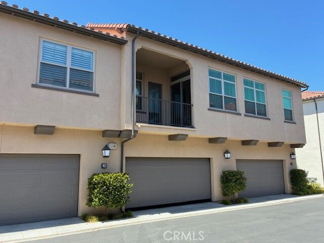 Property Photo:  138 Sunnyside  CA 92618 