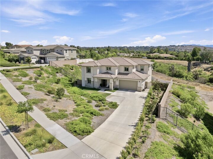 Property Photo:  1238 Matterhorn  CA 92506 