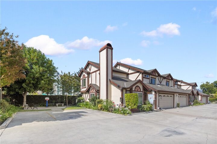 Property Photo: 904 N 1st Avenue D CA 91006