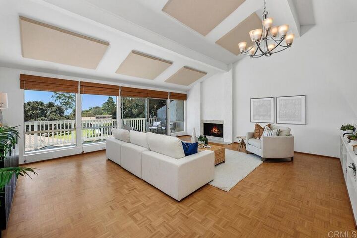 Property Photo:  2020 Caminito Circulo Sur  CA 92037 