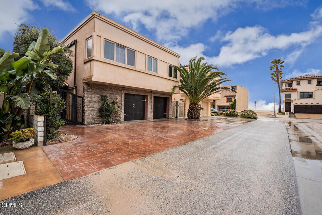 Property Photo:  5344 Seabreeze Way  CA 93035 
