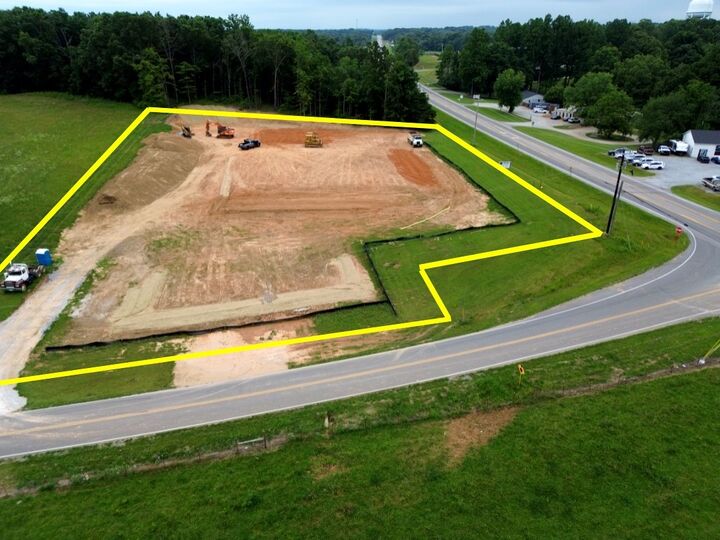 Property Photo: 3005 Highway 46 S TN 37055