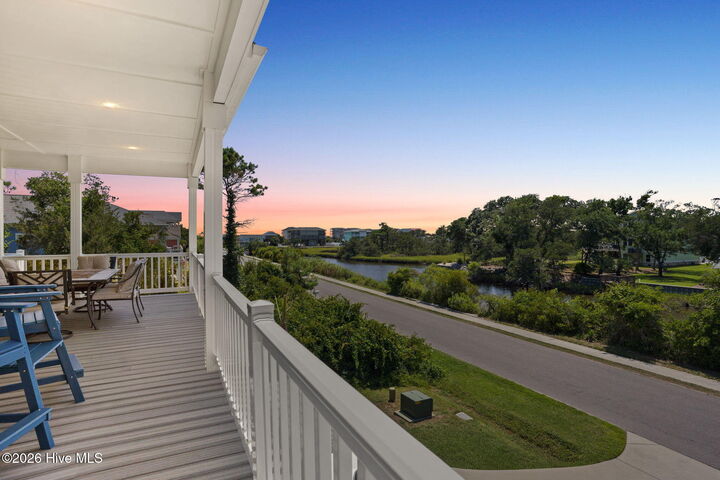 Property Photo:  118 SE 40th Street  NC 28465 