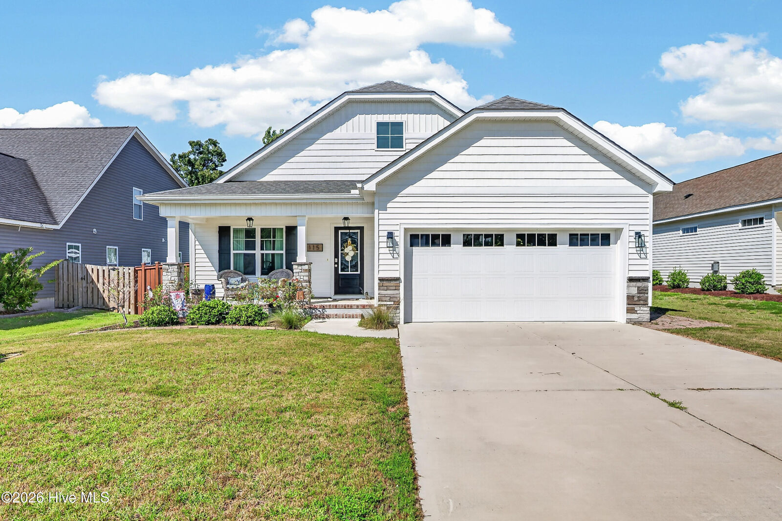 Property Photo:  115 Emerson Lane  NC 28460 