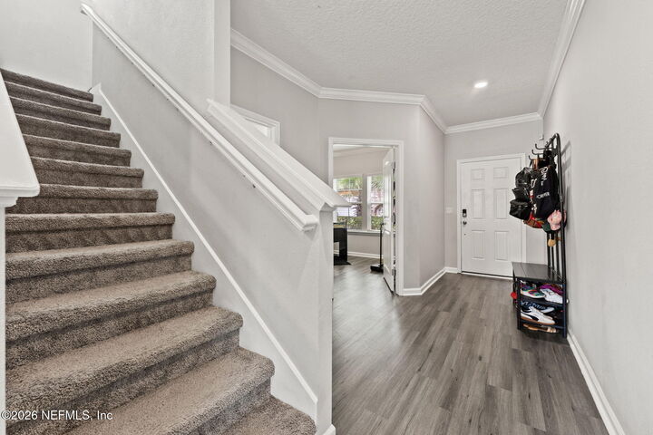 Property Photo: 7155 Claremont Creek Drive FL 32222