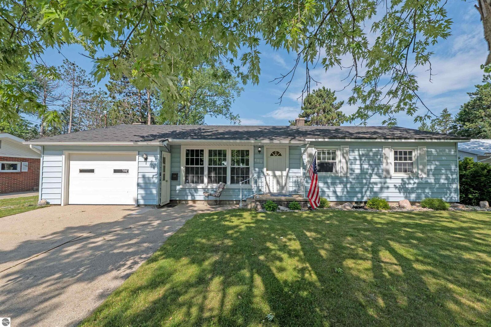 Property Photo:  425 Leeson Avenue  MI 49601 