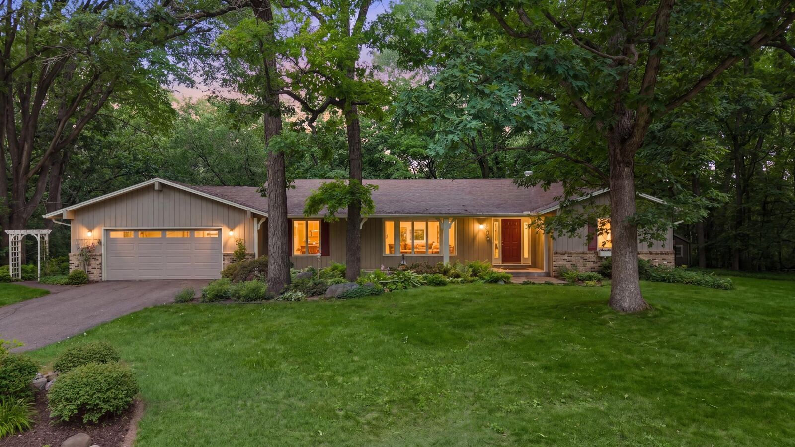 Property Photo:  8001 Pennsylvania Road  MN 55438 