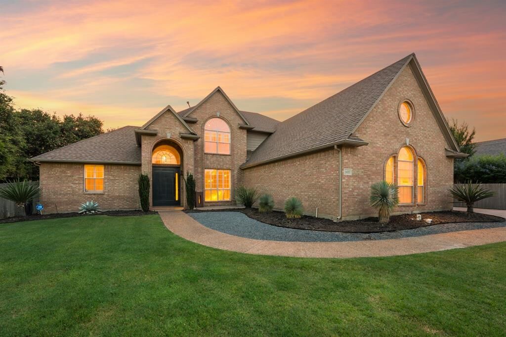Property Photo:  1600 Ponderosa Way  TX 76092 