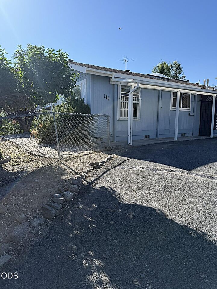 Property Photo: 140 N Wendling Street OR 97601