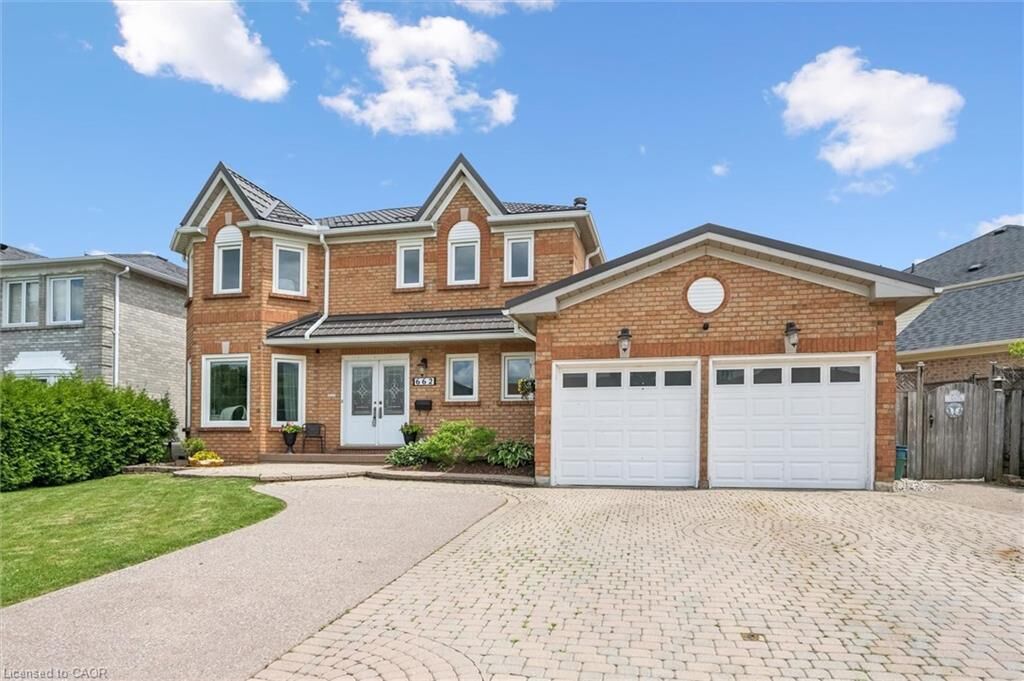 Property Photo: 662 Burnett Avenue ON N1T 1P1