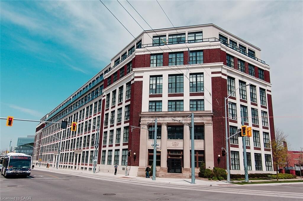 Property Photo: 404 King Street W 611 ON N2G 2L5