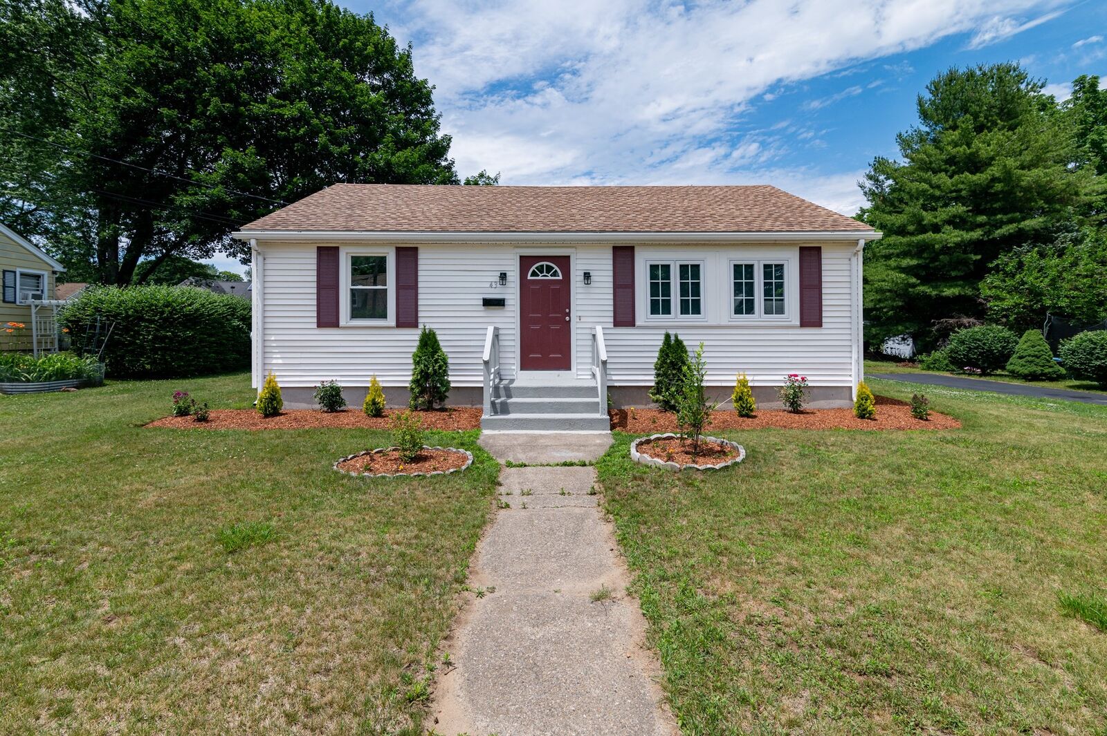 Property Photo:  43 Chestnut Avenue  MA 01501 
