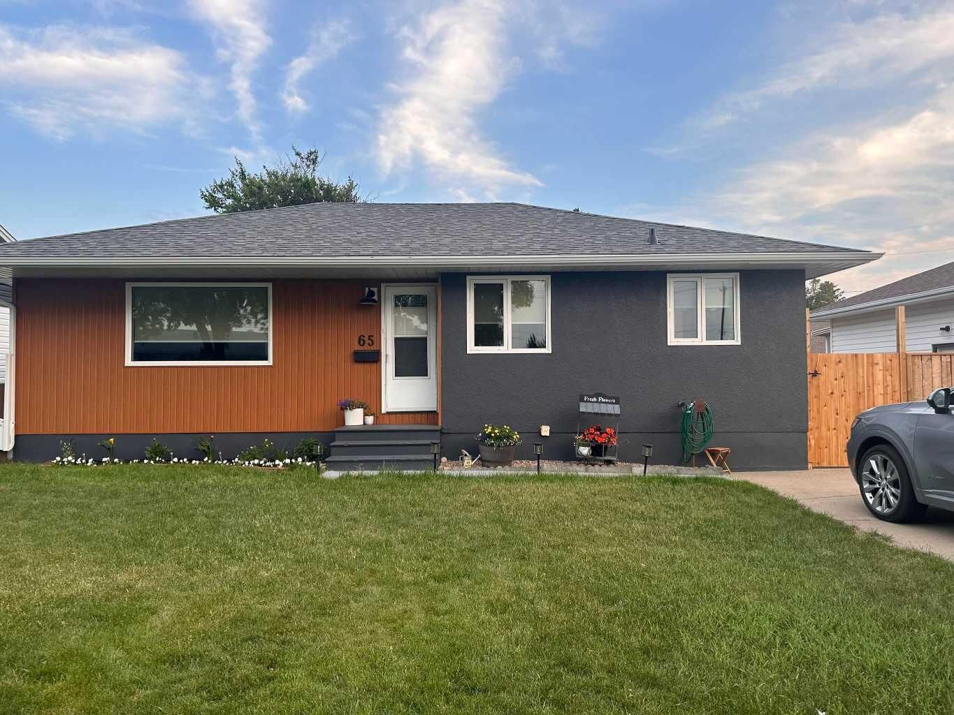 Property Photo: 65 14 Street NW AB T1A 6R5