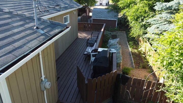 Property Photo: 304 5 Avenue E AB T0J 1P0