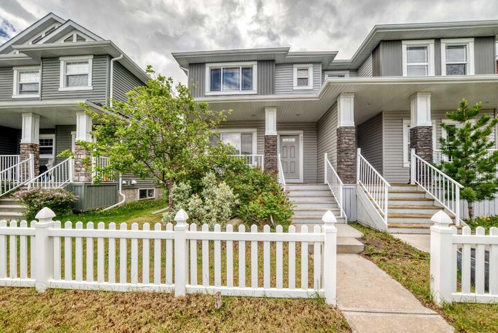 Property Photo: 17 Redstone Common NE AB T3N 0K3