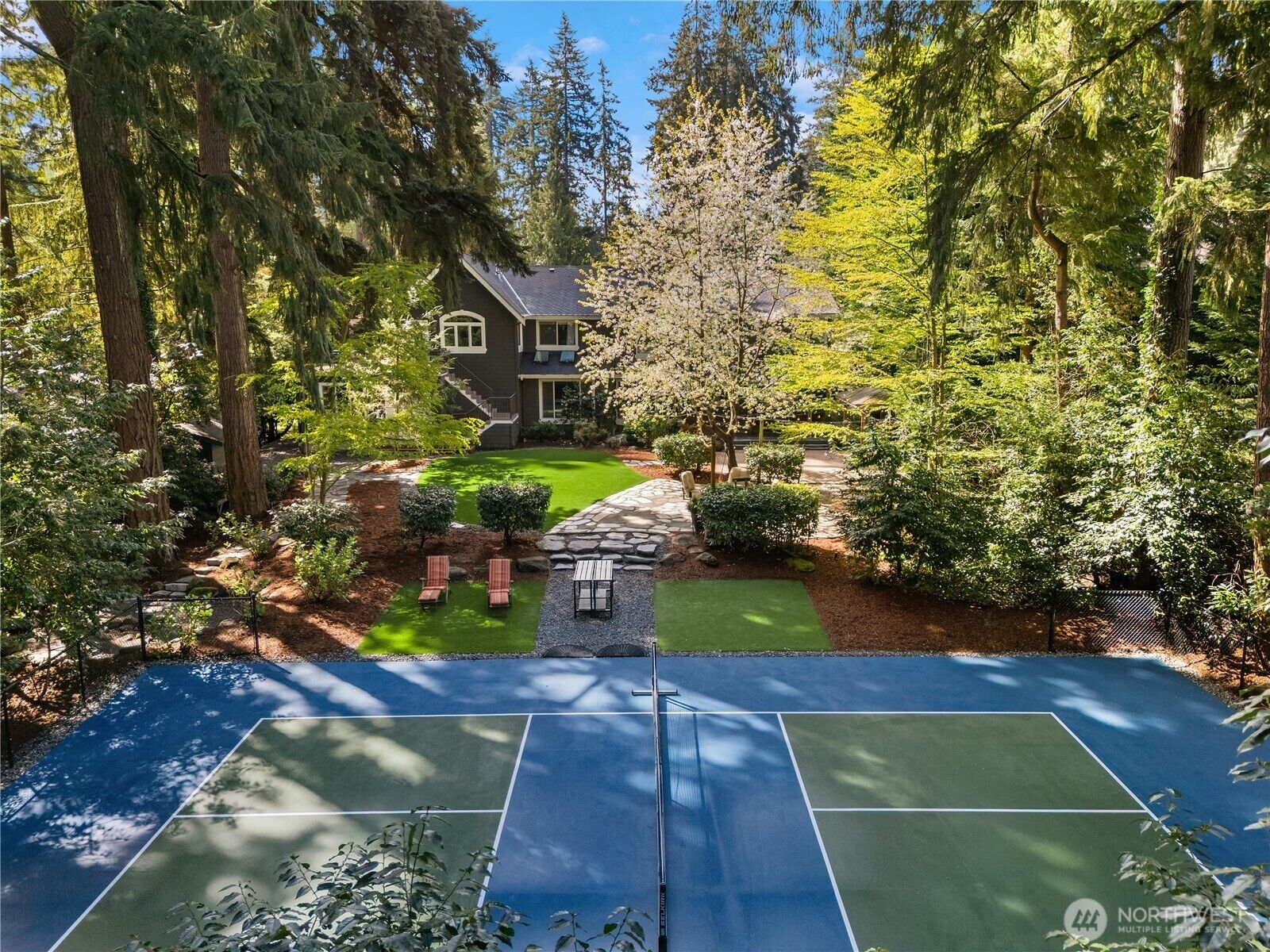 Property Photo:  10444 SE 22nd Street  WA 98004 