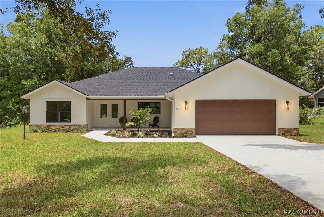 Property Photo:  1302 N Mediterranean Way  FL 34453 
