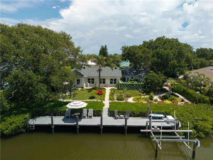 Property Photo:  165 McKee Lane  FL 32960 