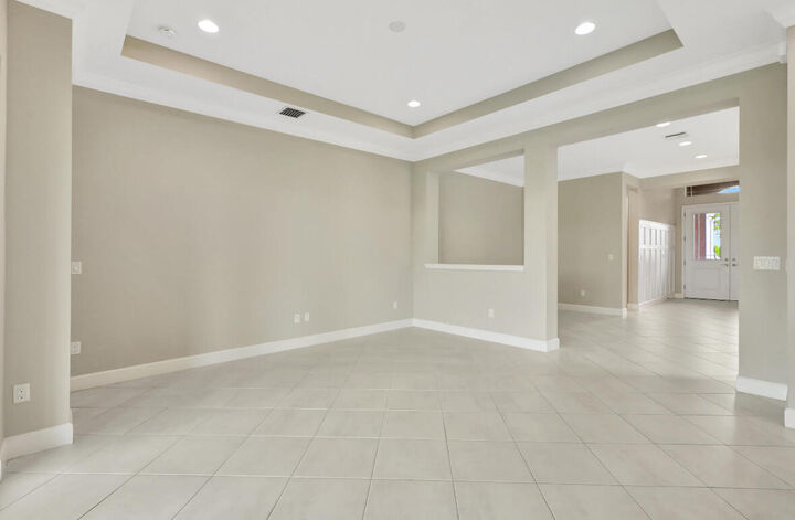 Property Photo:  15684 Goldfinch Circle  FL 33470 