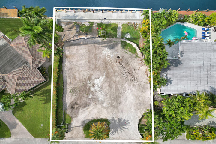 Property Photo: 26 Pelican Drive FL 33301