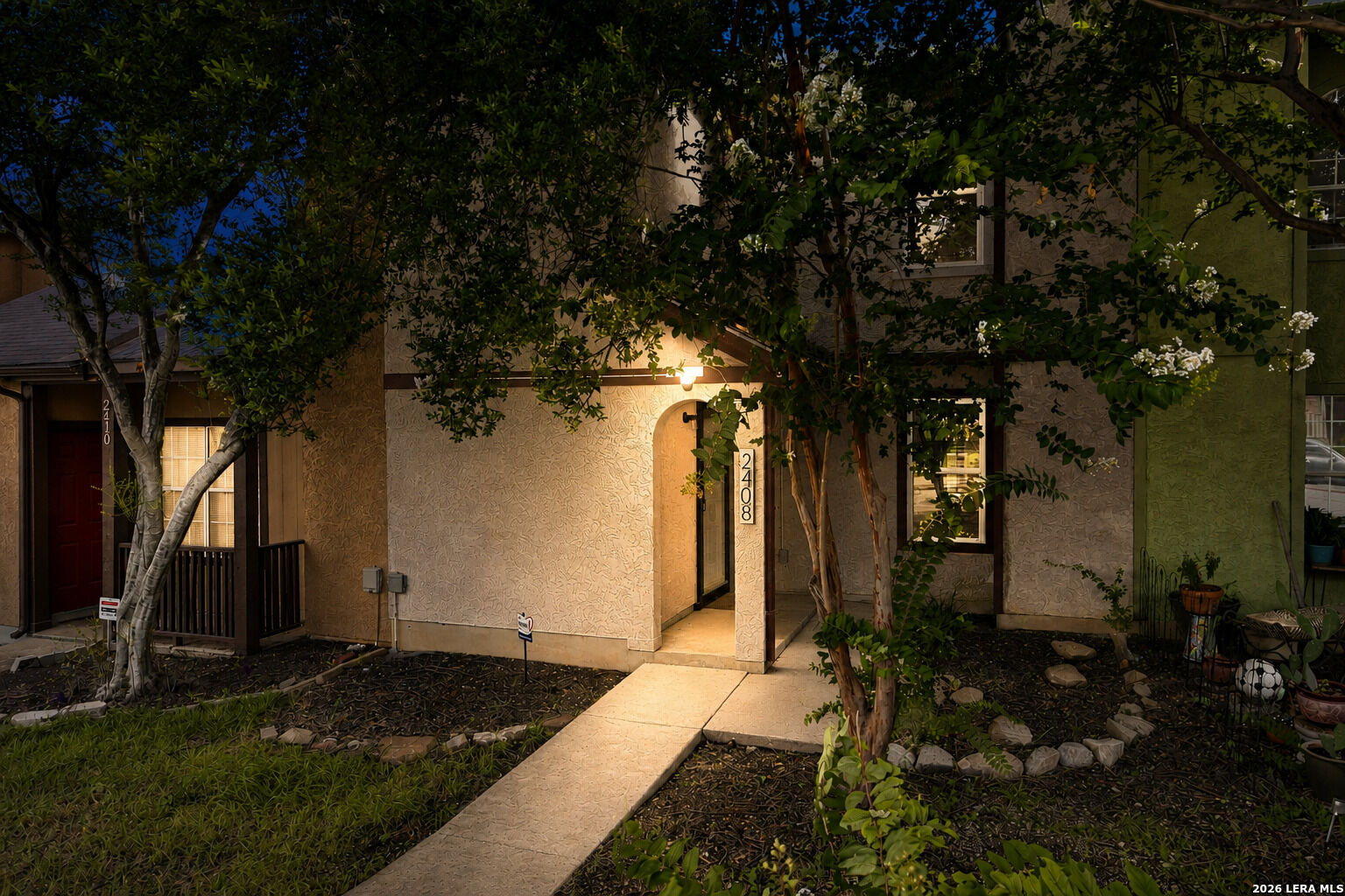 Property Photo: 2408 Wild Turkey W TX 78232