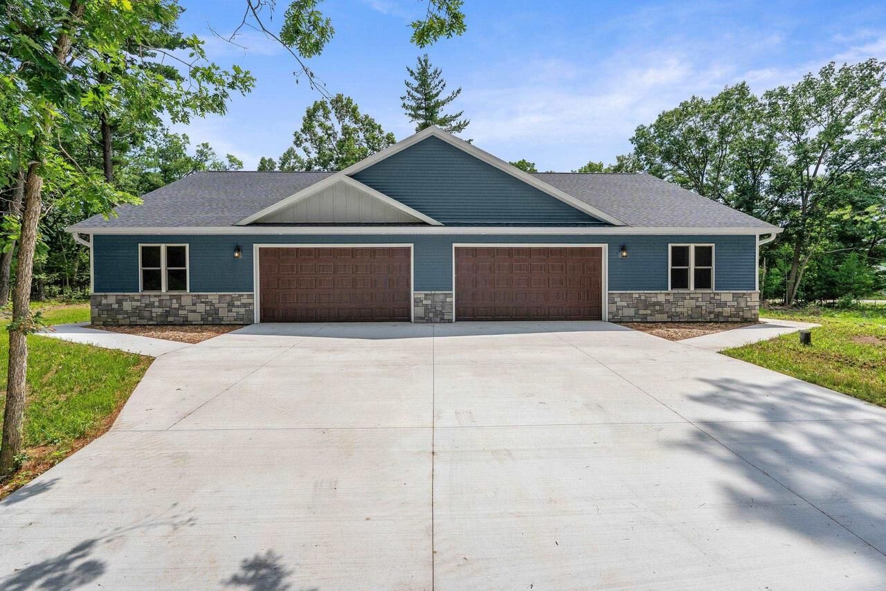 Property Photo: W6513 Woodhaven Circle WI 54982