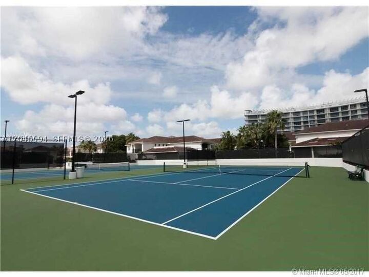 Property Photo: 3255 NE 184th St 12304 FL 33160