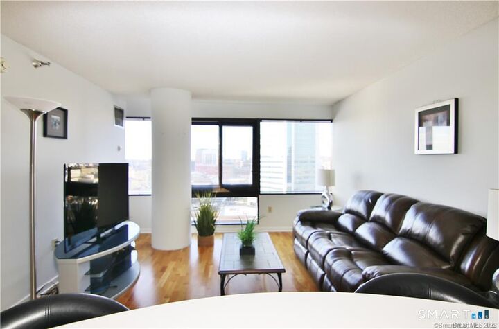 Property Photo: 127 Greyrock Place 1507 CT 06901