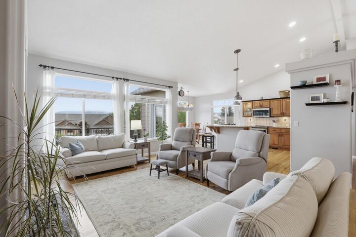 Property Photo: 17706 E Galaxy Rd WA 99016