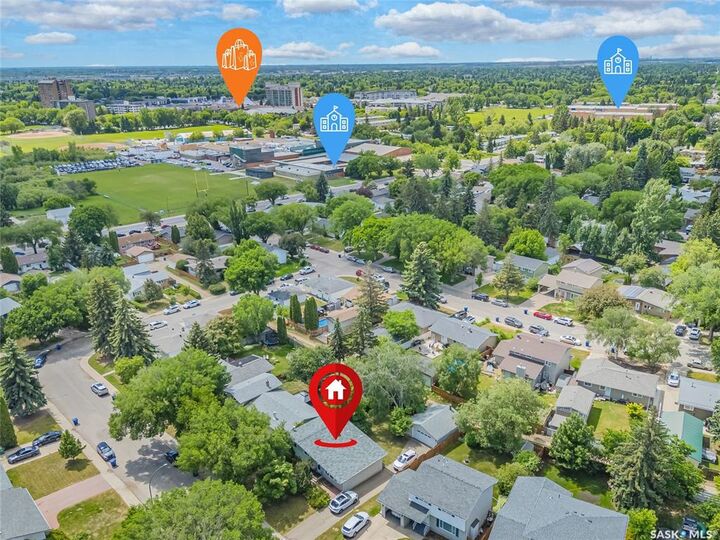 Property Photo:  42 Neilson Crescent  SK S4R 7R2 