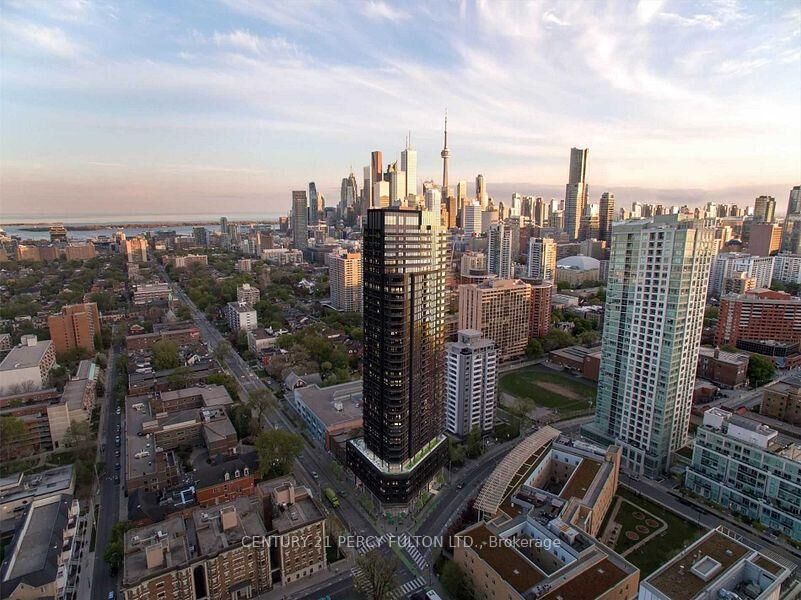 Property Photo: 159 Wellesley Street 1602 ON M4Y 0H5