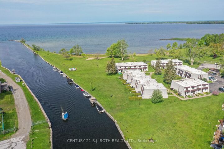 Property Photo:  1 Paradise Boulevard Unit 14  ON L0K 1B0 