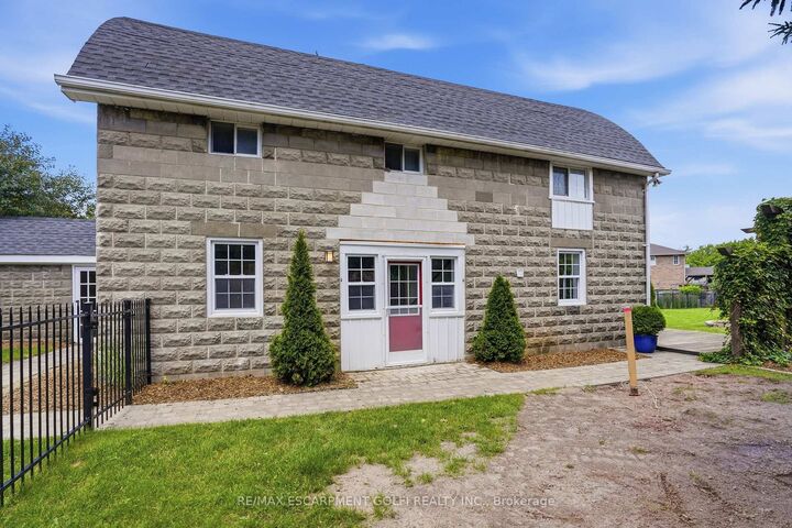 Property Photo: 292 Main Street W C ON L3M 1S4