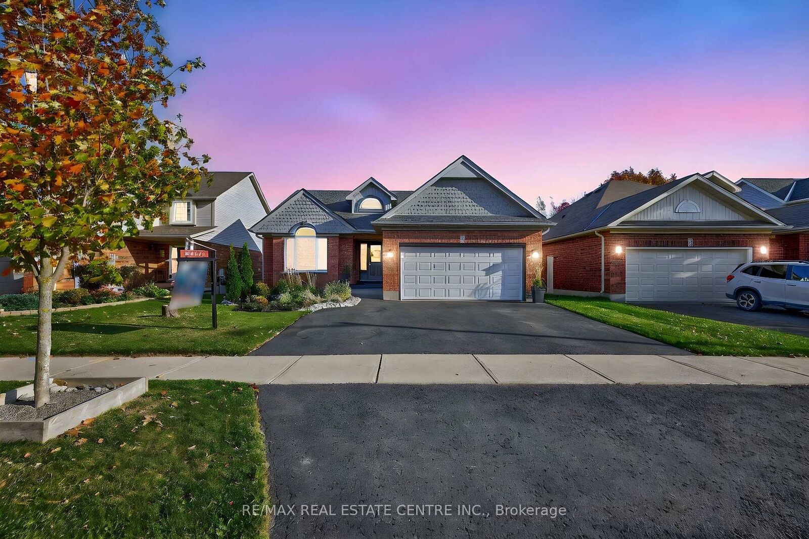 Property Photo: 103 Hunter Road ON L9W 5C2