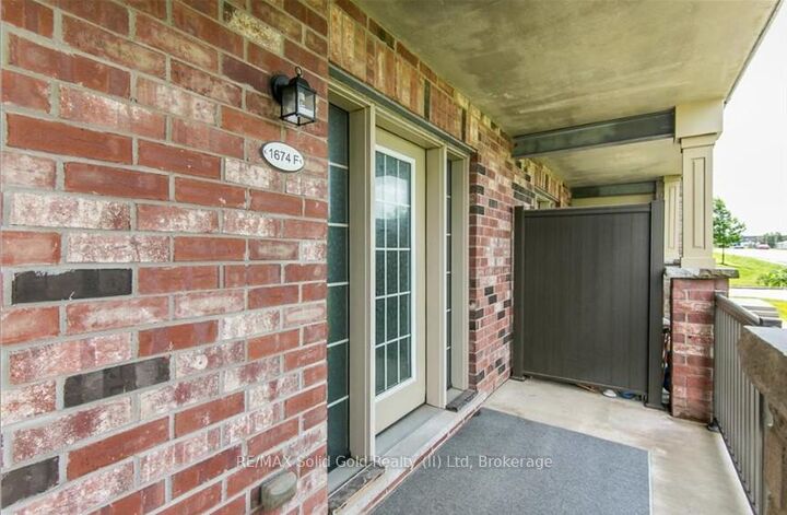 Photo de la propriété:  1674 Fischer Hallman Road F  ON N2R 0H9 
