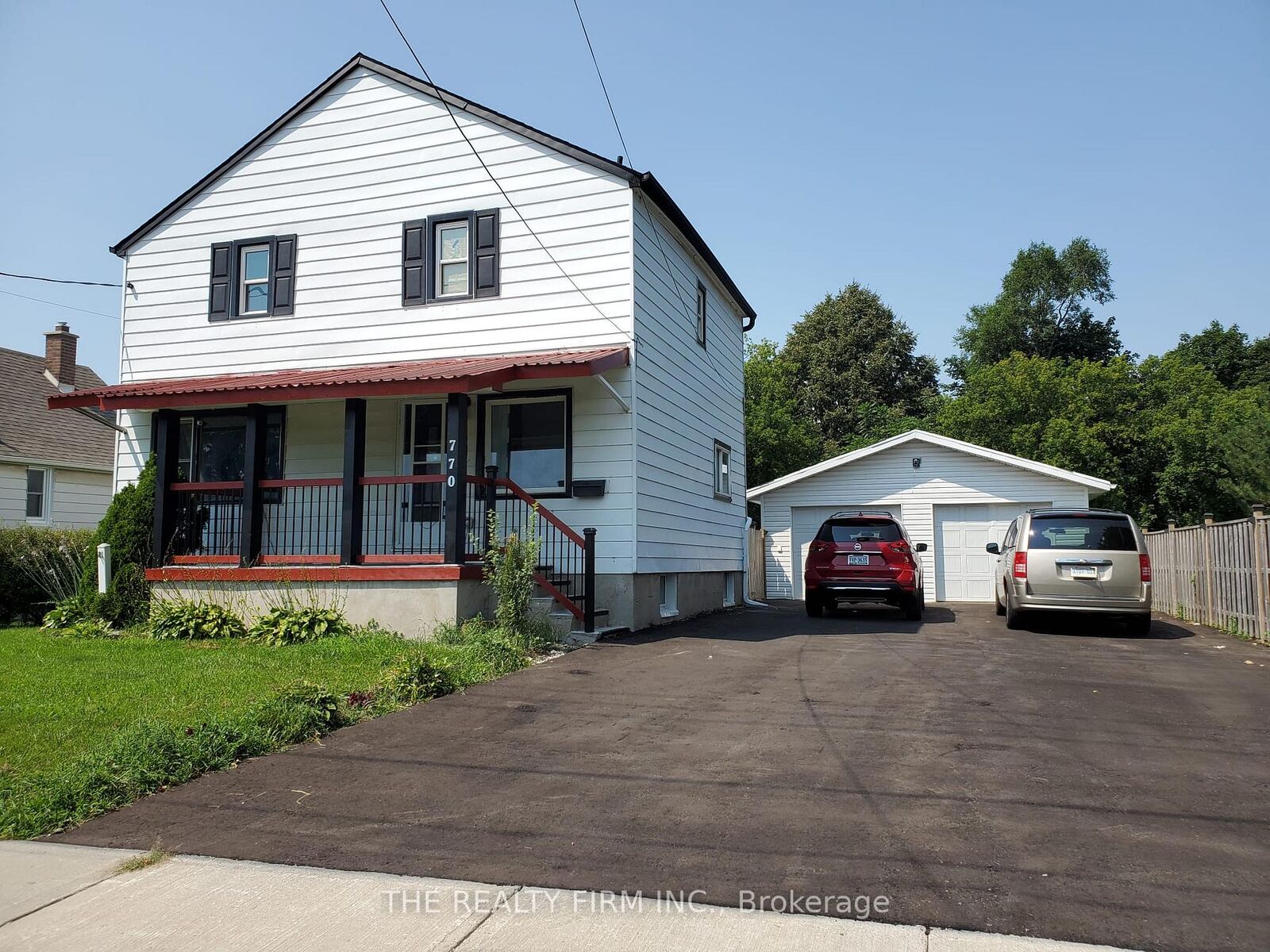 Property Photo: 770 Cheapside Street ON N5Y 3Y9